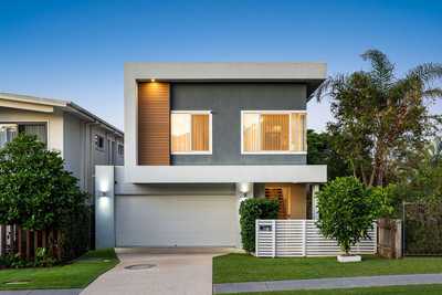 8 Fred Street, CAMP HILL, QLD 4152 - House for Sale - harcourts.net: QLD Camp Hill, QLD 4152 House | Prop-GPT the AI-Powered Property Portal