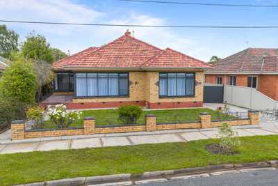 Style, Space, and Convenience - All in One Wendouree Address: VIC Wendouree, VIC 3355 House | Prop-GPT the AI-Powered Property Portal