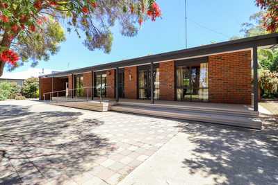 Light-Filled Family Living in a Quiet, Convenient Location: NSW Barham, NSW 2732 House | Prop-GPT the AI-Powered Property Portal