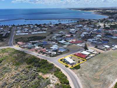 Coastal Versatility Meets Ocean Views - 2 & 4 Sea Ripple Avenue, Port Denison: WA Port Denison, WA 6525 House | Prop-GPT the AI-Powered Property Portal