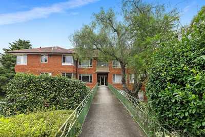 Over sized Unit In A Quiet Setting: NSW Roseville, NSW 2069 Unit | Prop-GPT the AI-Powered Property Portal