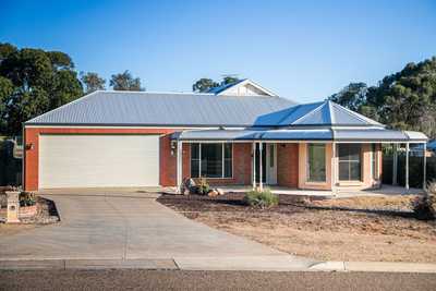 18 Mau Street, MANNUM, SA 5238 - House for Sale - harcourts.net: SA Mannum, SA 5238 House | Prop-GPT the AI-Powered Property Portal