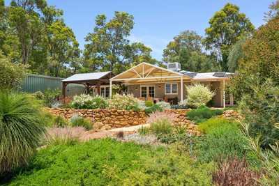 Secluded Hills Retreat - Modern Living on a 2,000sqm+ Bush Block: WA Glen Forrest, WA 6071 House | Prop-GPT the AI-Powered Property Portal
