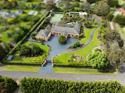 Resort Style Luxury on approx. 2.3 Acres in Exclusive Golf Links Estate: VIC Yarrambat, VIC 3091 House | Prop-GPT the AI-Powered Property Portal