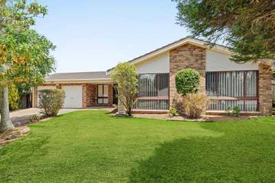 Oversized 1980s Classic!: NSW Green Point, NSW 2251 House | Prop-GPT the AI-Powered Property Portal