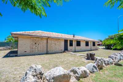 A Fantastic Renovation Opportunity in the Heart of Port Denison - 175 Point Leander Drive, Port Denison - Offers Invited: WA Port Denison, WA 6525 House | Prop-GPT the AI-Powered Property Portal