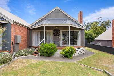 Beautifully Presented Villa - Halls Gap: VIC Halls Gap, VIC 3381 House | Prop-GPT the AI-Powered Property Portal