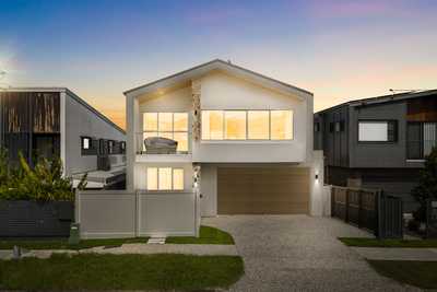 MODERN LUX: QLD Camp Hill, QLD 4152 House | Prop-GPT the AI-Powered Property Portal