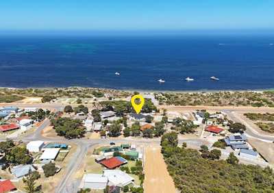 Beachfront Coastal Home on 2342m2 lot: WA Leeman, WA 6514 House | Prop-GPT the AI-Powered Property Portal