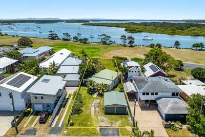 Once In A Lifetime: Iconic CBD Cottage Overlooking The River: NSW Yamba, NSW 2464 House | Prop-GPT the AI-Powered Property Portal