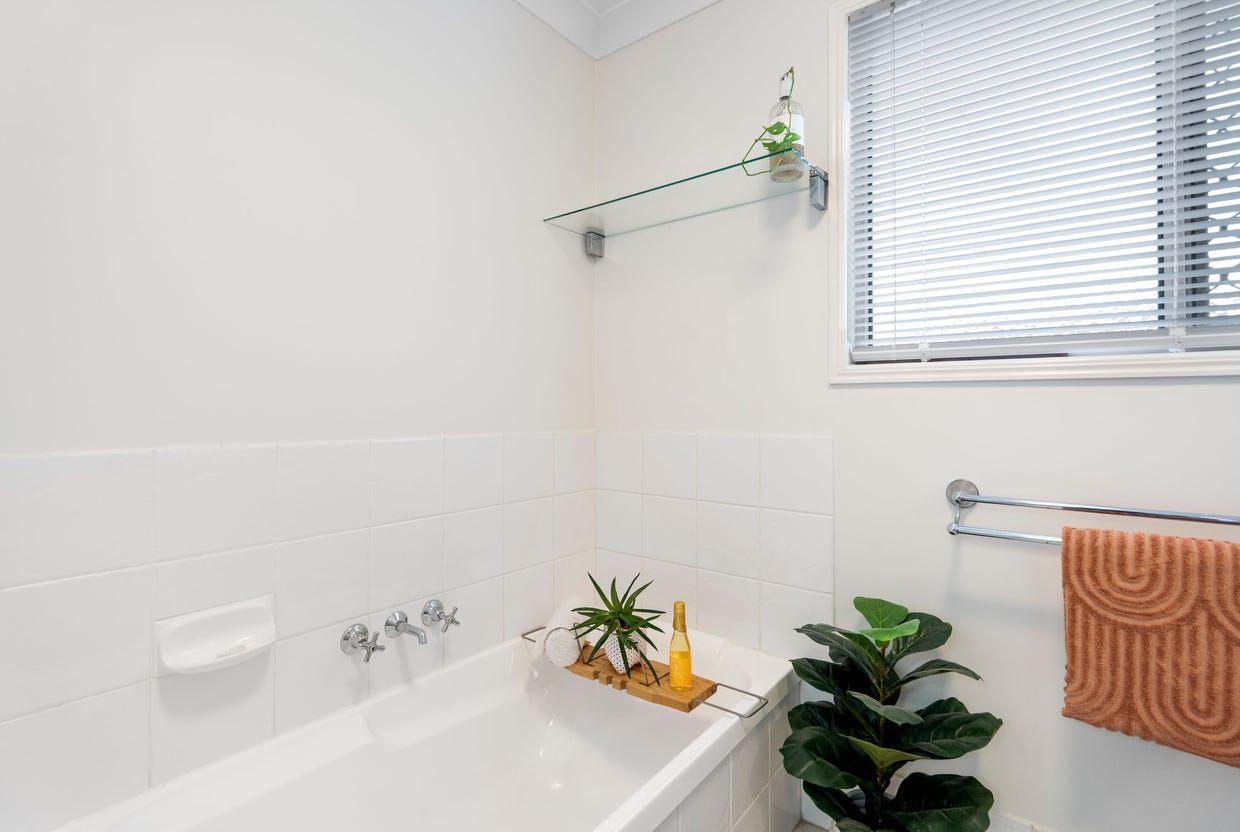 FREESTANDING TOWN HOME IN MANSFIELD SCHOOL CATCHMENTS FOR RENT