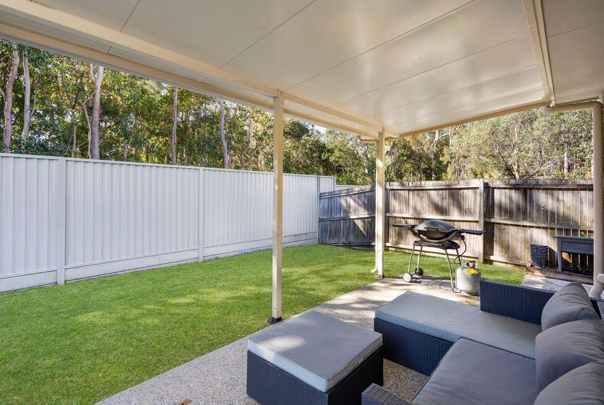 FREESTANDING TOWN HOME IN MANSFIELD SCHOOL CATCHMENTS FOR RENT