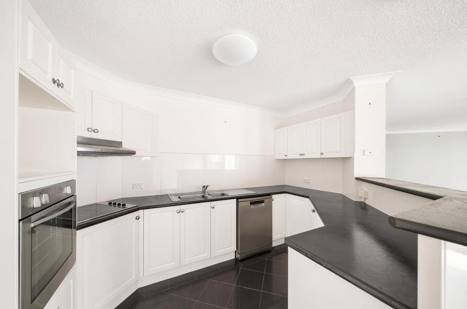 Waterfront Lifestyle with Stunning Views!