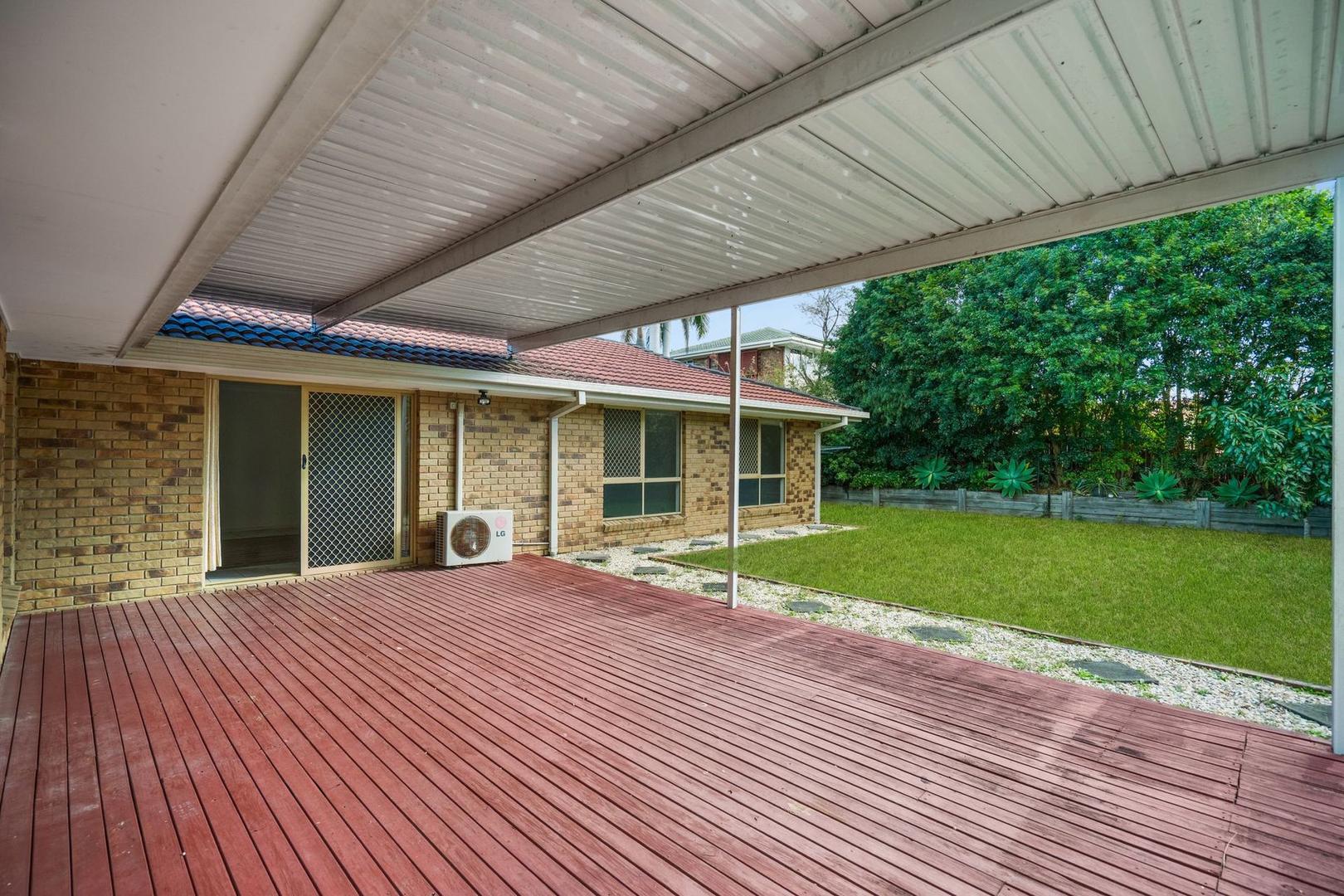 Spacious Family Home with Multiple Living Areas