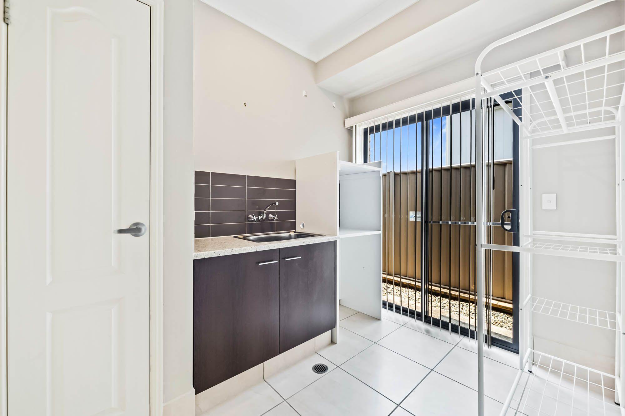 House for Rent: Strathpine, QLD 4500, QLD, 4500