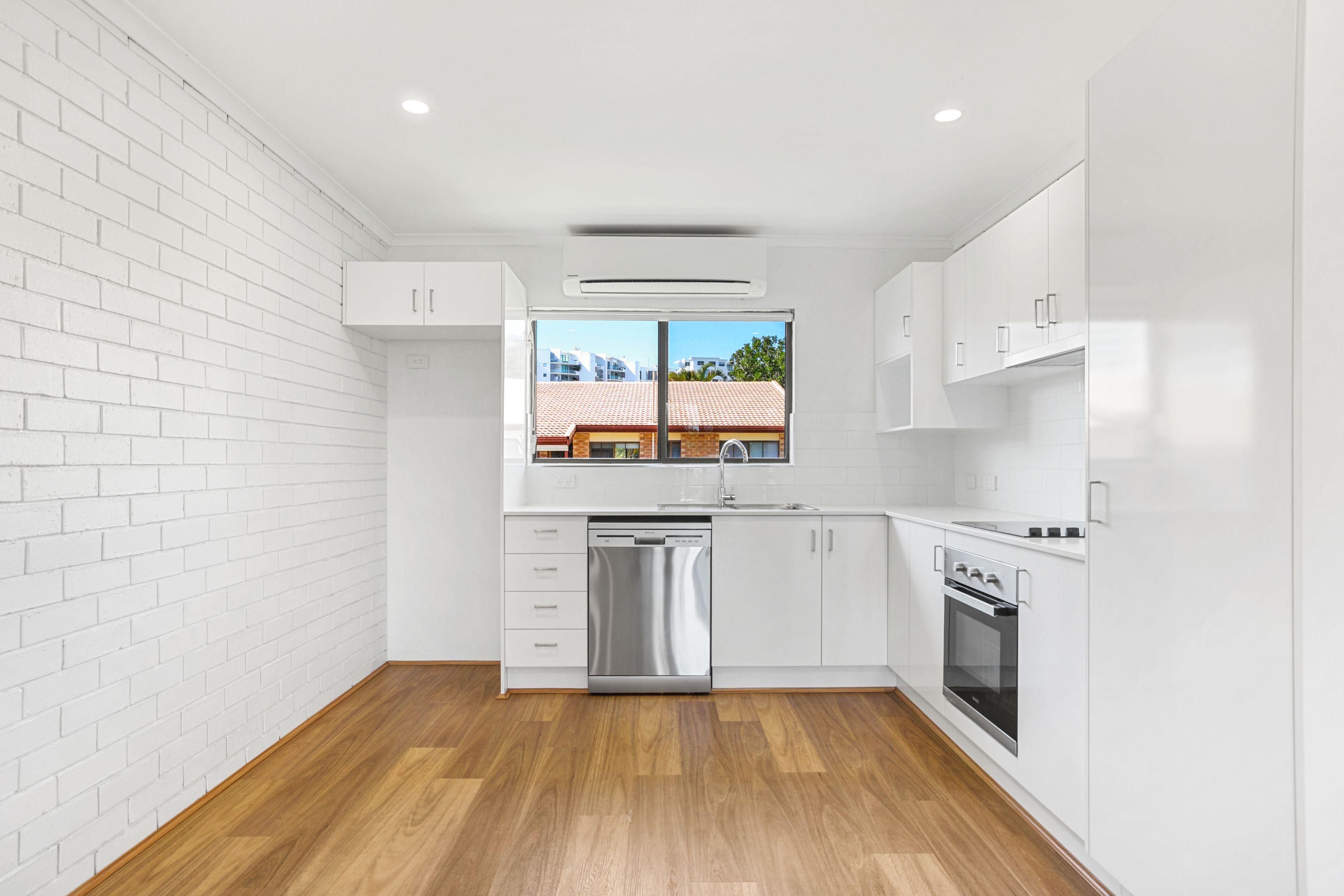 Prop-GPT: House: QLD Mooloolaba, QLD 4557 Home For Rent