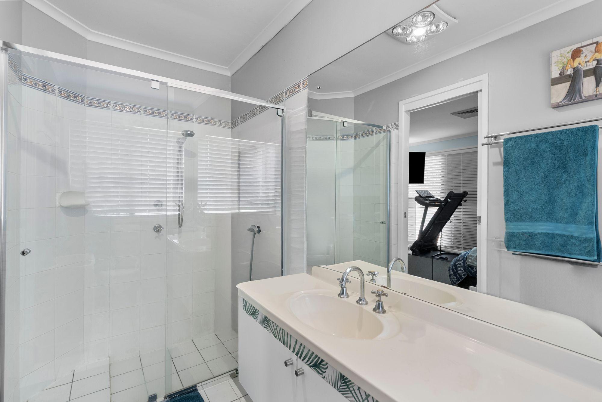 Location, Privacy, Lifestyle - this has it all!!