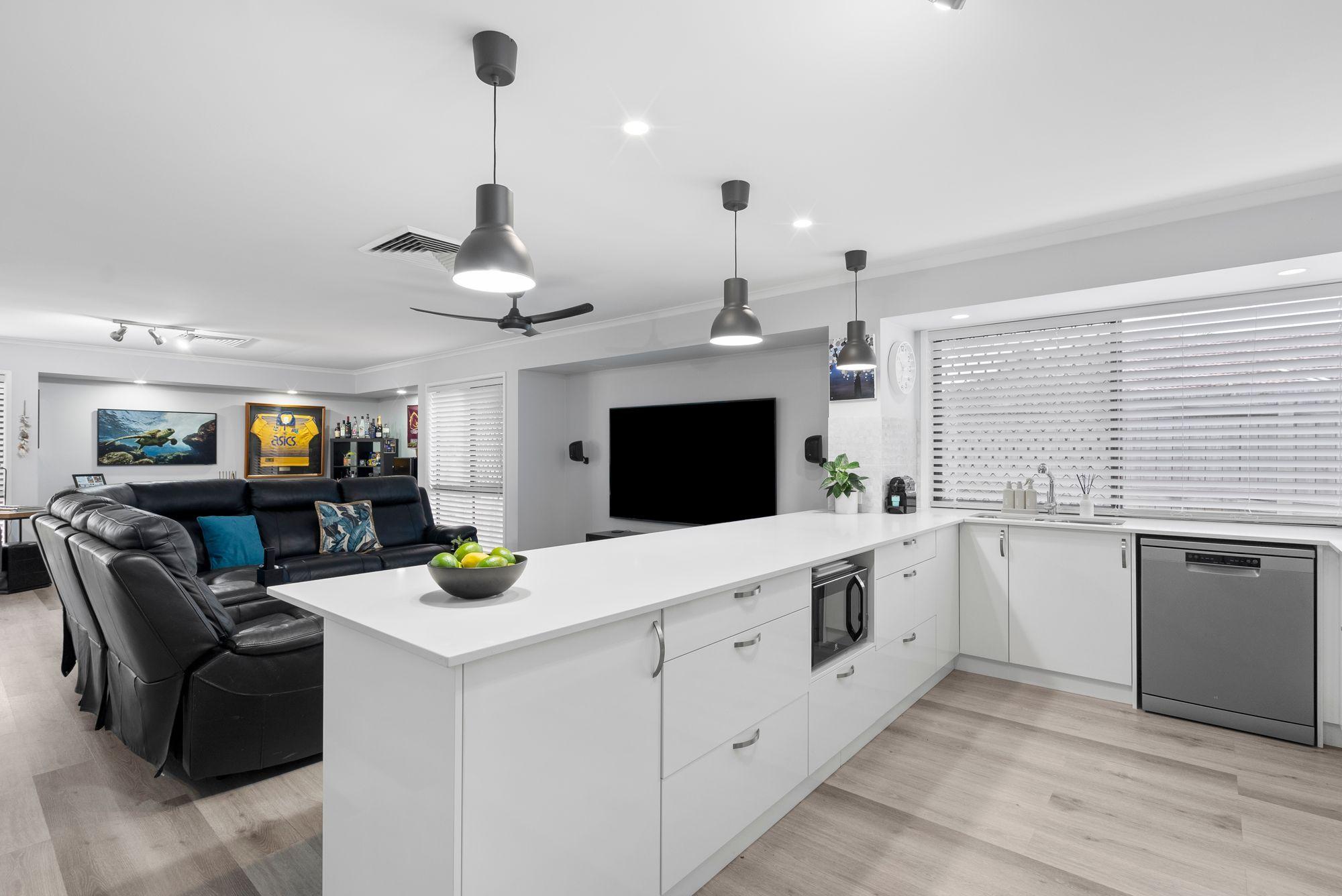 Location, Privacy, Lifestyle - this has it all!!