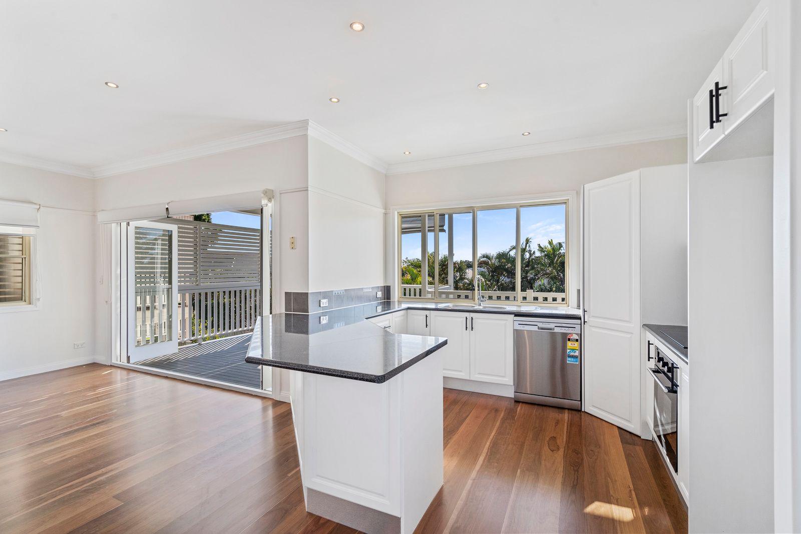 BEAUTIFUL FAMILY HOME IN PRIME LOCATION