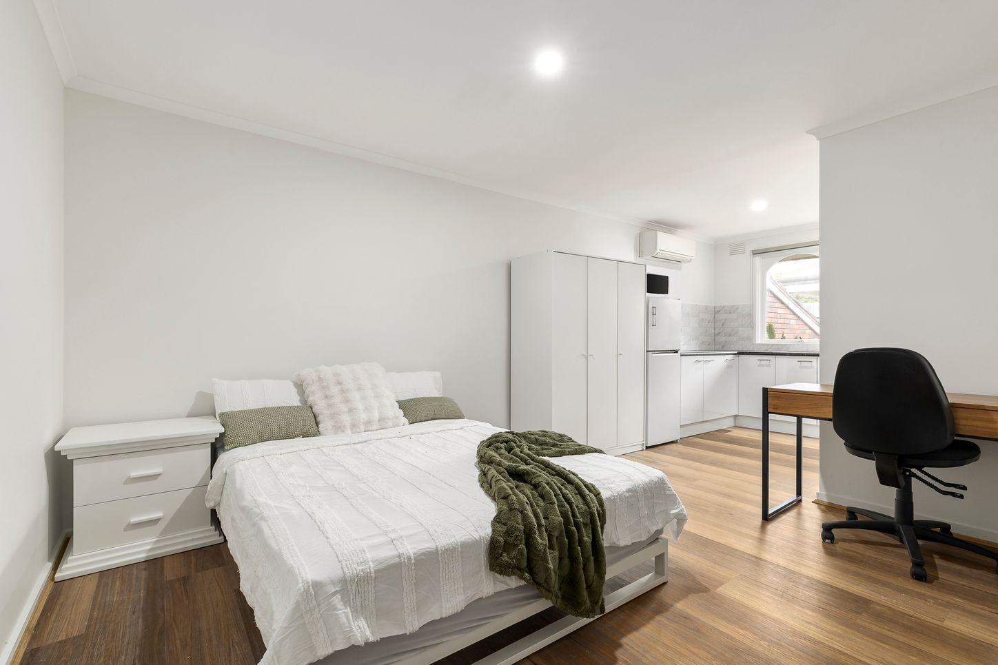 Prop-GPT: House: VIC Frankston, VIC 3199 Victoria 3199