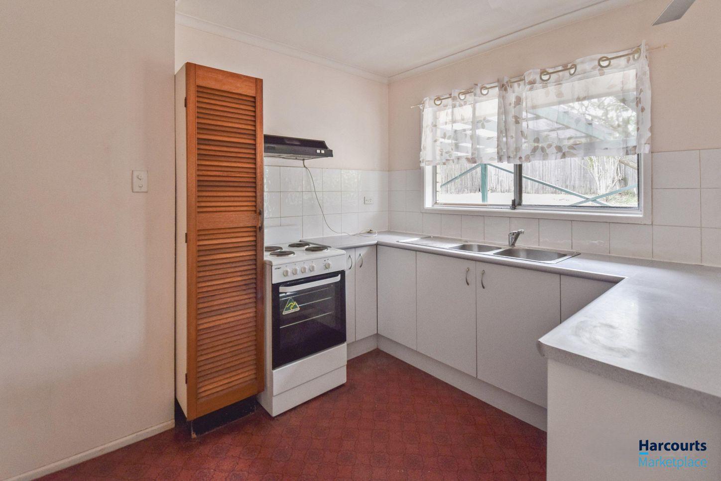 322 Horizon Drive, RIVERHILLS, QLD 4074 - House for Rent - harcourts.net