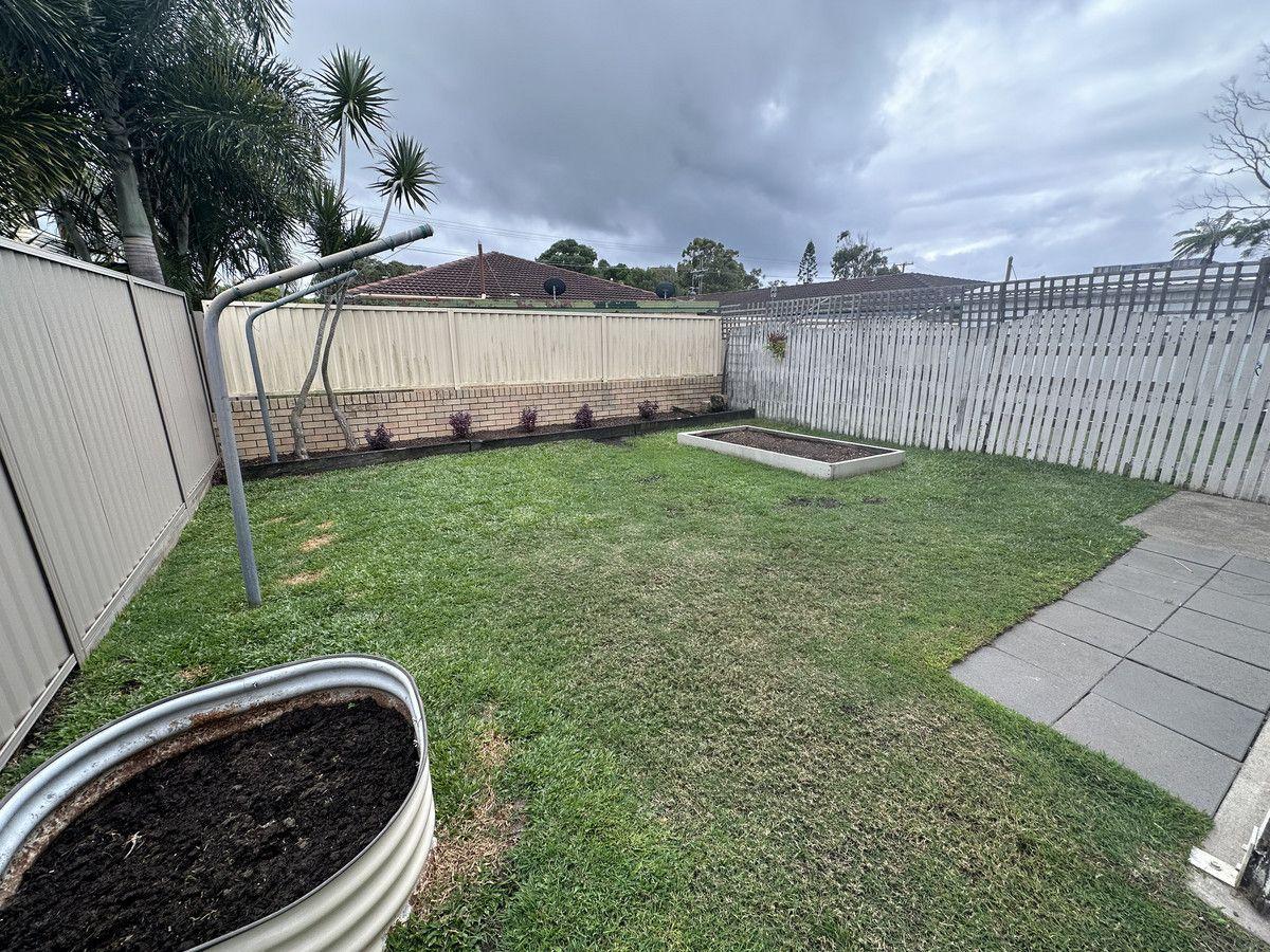 2-11 Walker Street, PALM BEACH, QLD 4221 - Duplex / Semi - Detached for Rent - harcourts.net