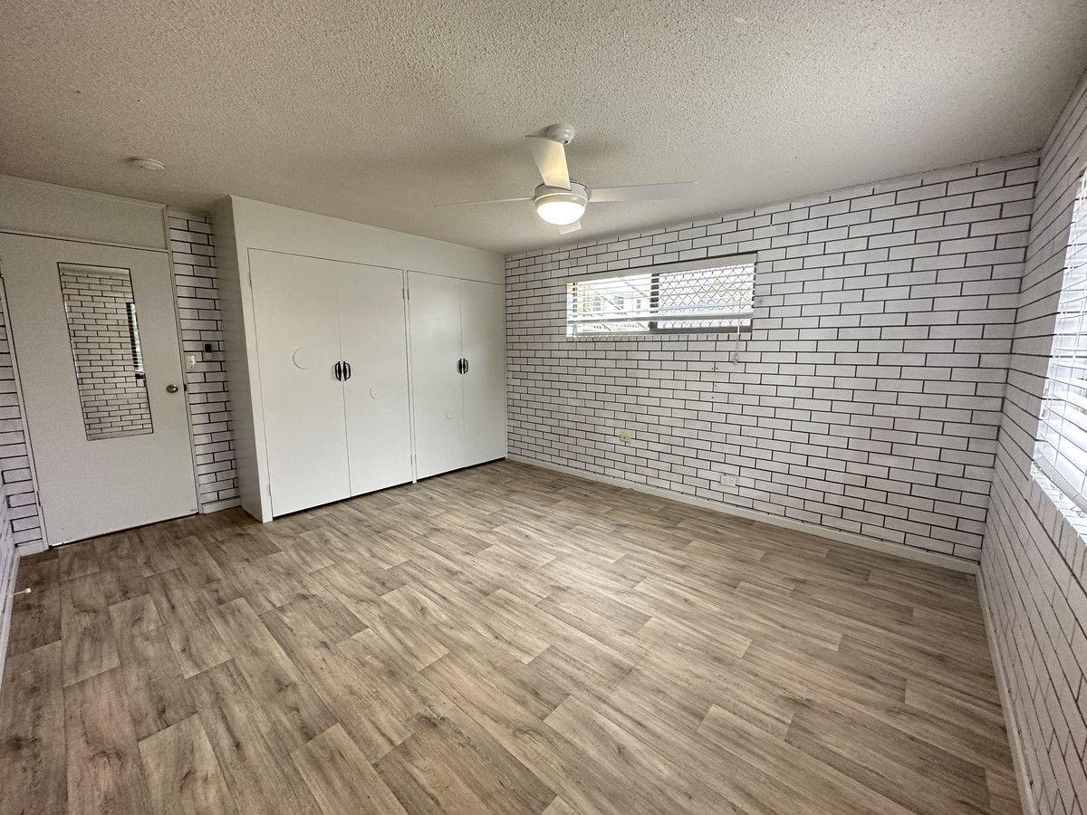 2-11 Walker Street, PALM BEACH, QLD 4221 - Duplex / Semi - Detached for Rent - harcourts.net