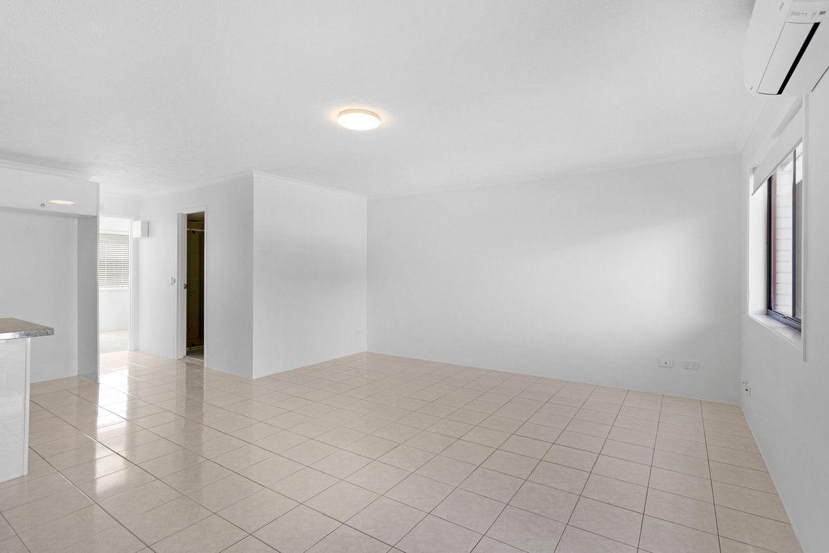 7/9 Bradford Street, Labrador, QLD 4215 - Unit for Rent - harcourts.net