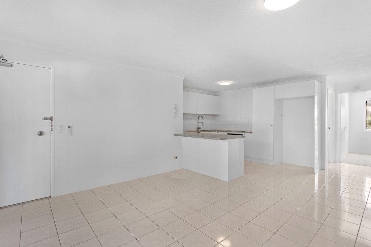 7/9 Bradford Street, Labrador, QLD 4215 - Unit for Rent - harcourts.net