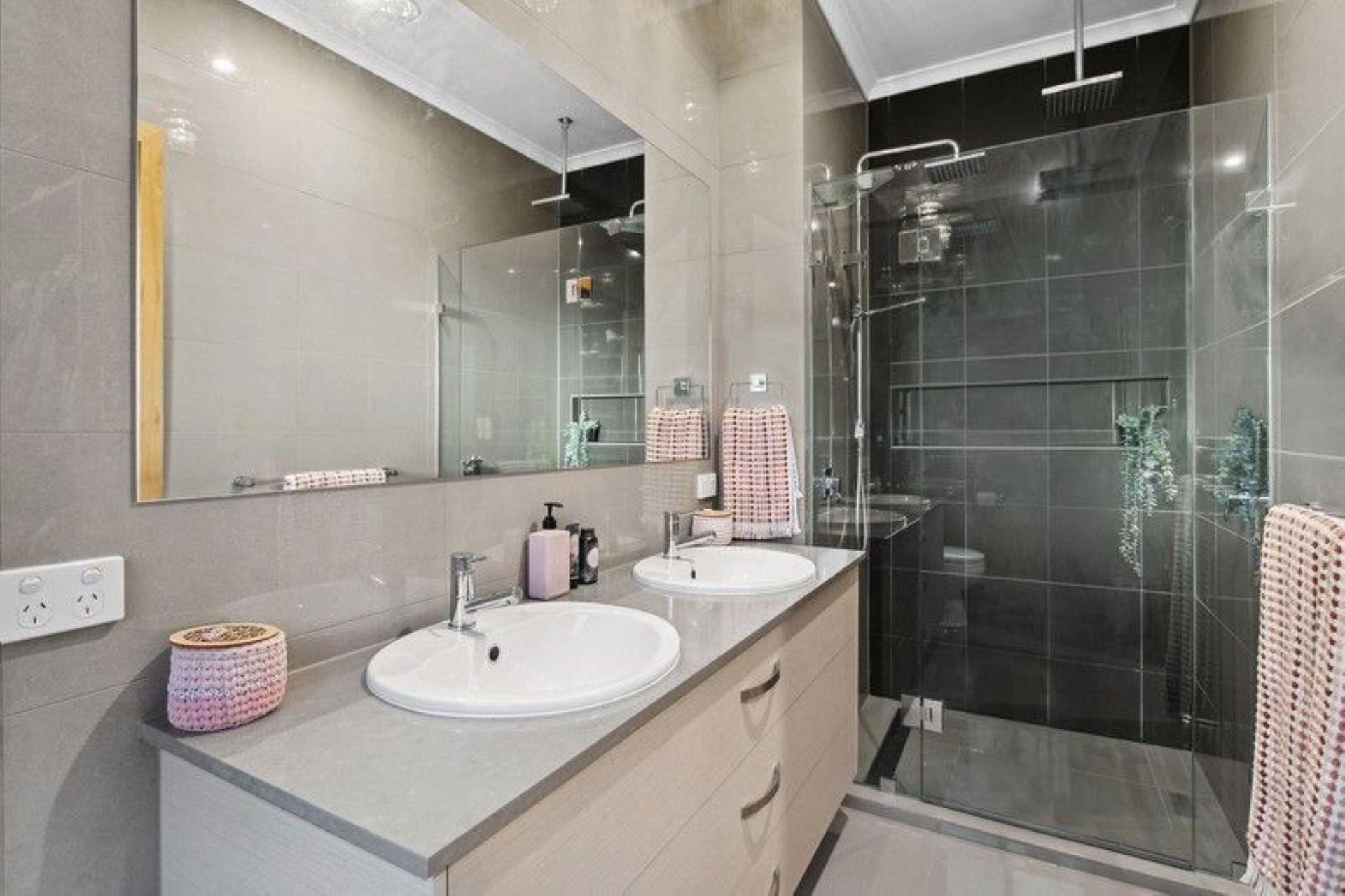 Stunning Home with Solar and Pool