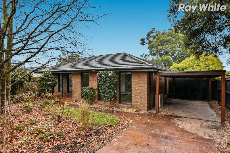 Single-level Tranquillity with Parkland Outlooks