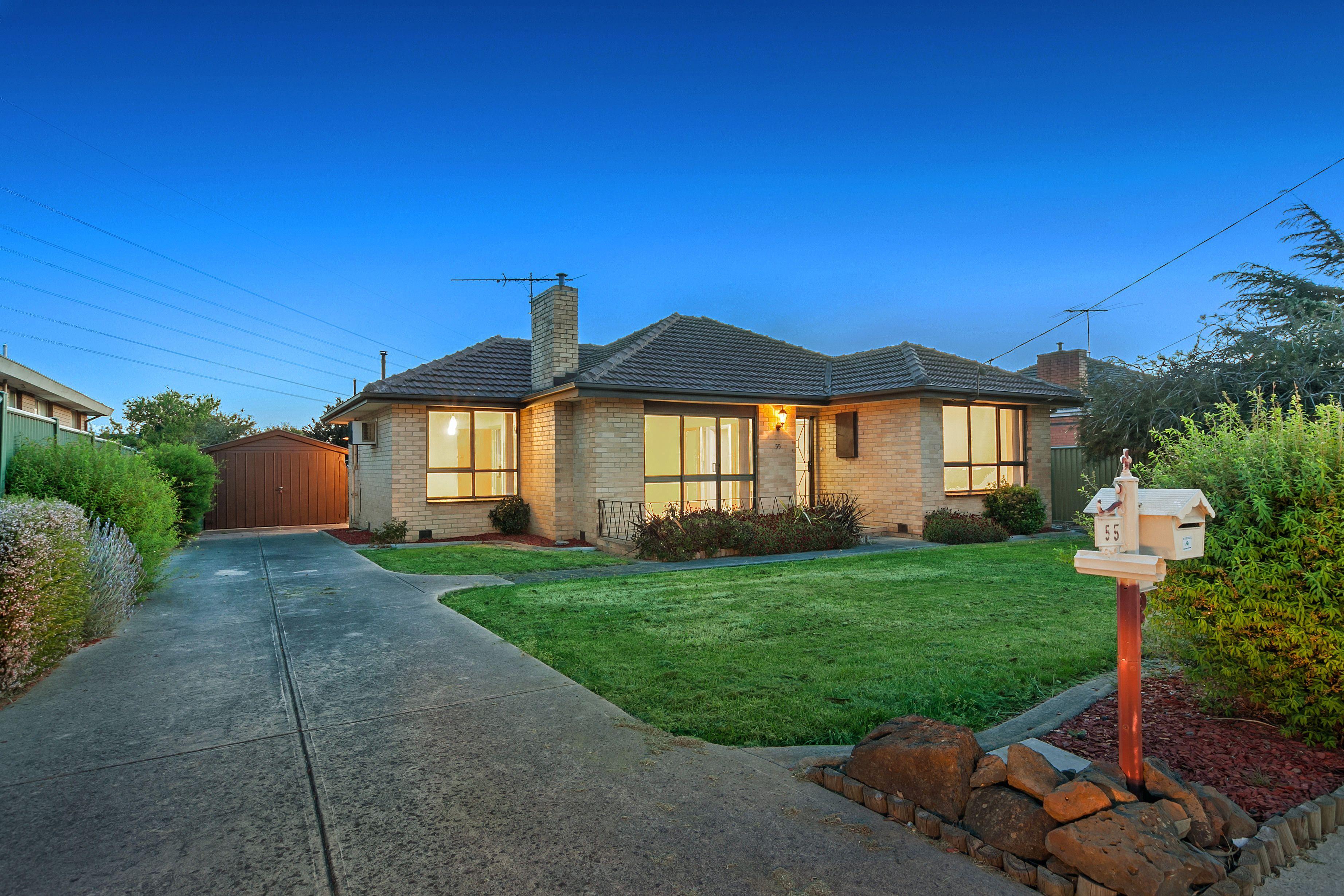 Prop-GPT: House: VIC Reservoir, VIC 3073 Home For Rent