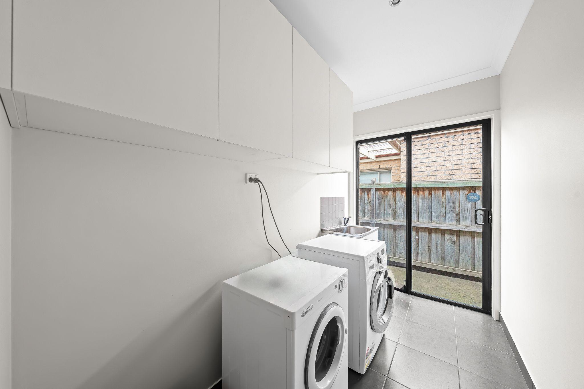 Welcome to 47 Bluemist Circuit, Lyndhurst