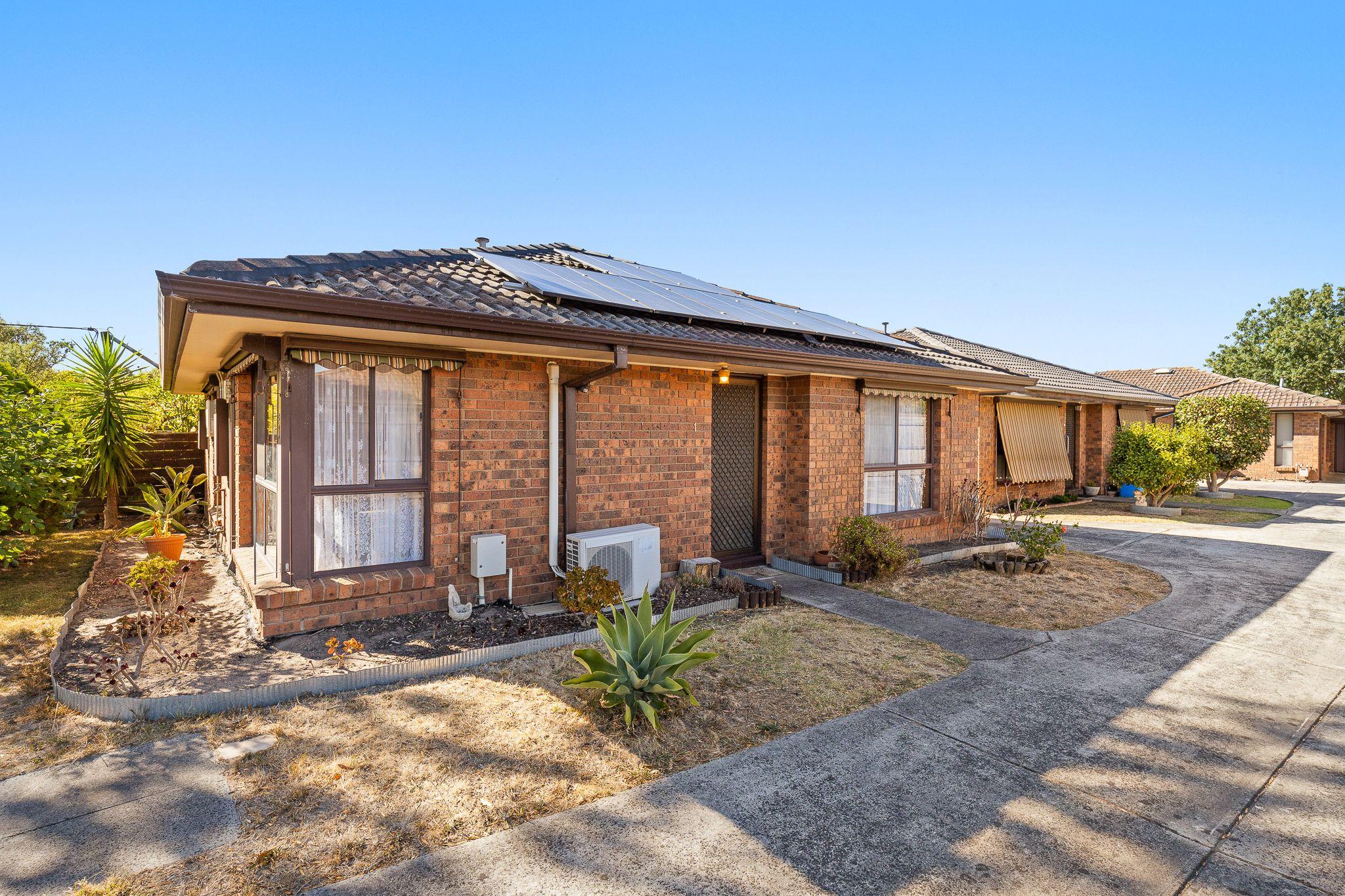 Prop-GPT: House: VIC Cranbourne, VIC 3977 Home For Rent