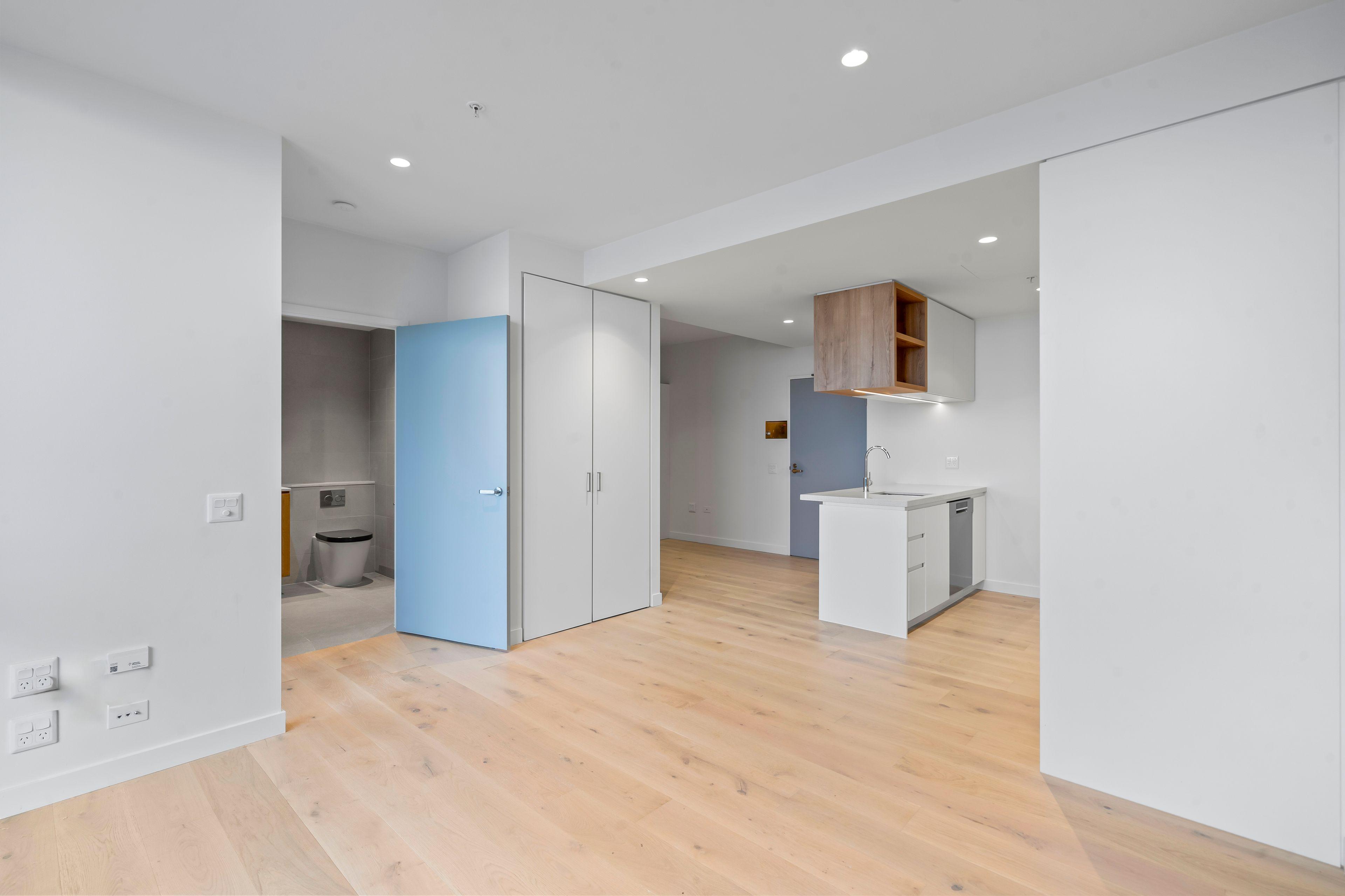 Prop-GPT: Apartment: VIC South Melbourne, VIC 3205 Home For Rent