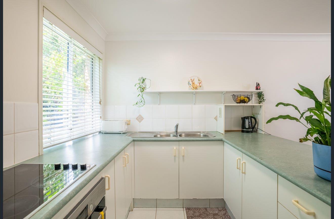 Townhouse for Rent: Byron Bay, NSW 2481, NSW, 2481