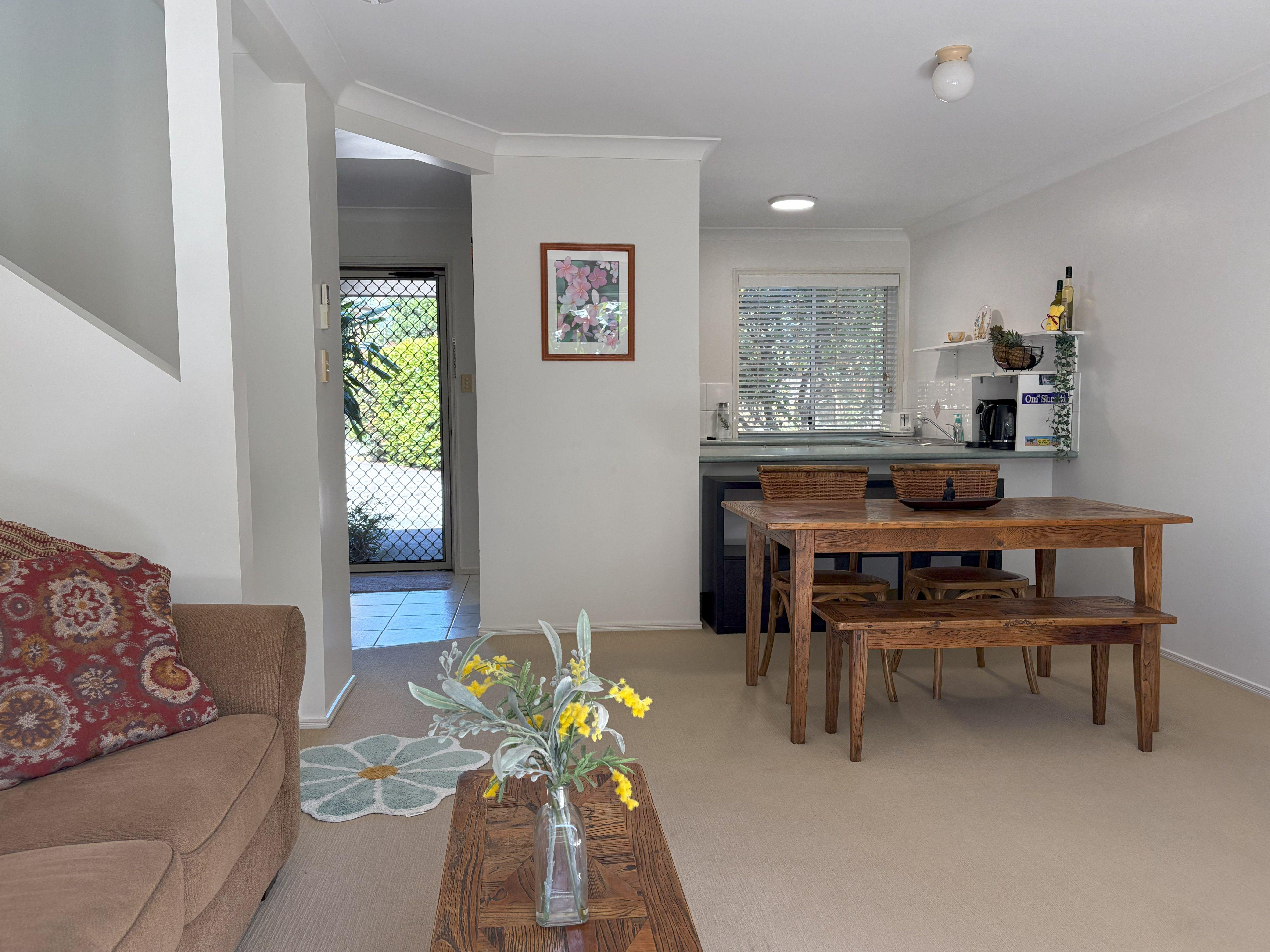 Townhouse for Rent: Byron Bay, NSW 2481, NSW, 2481