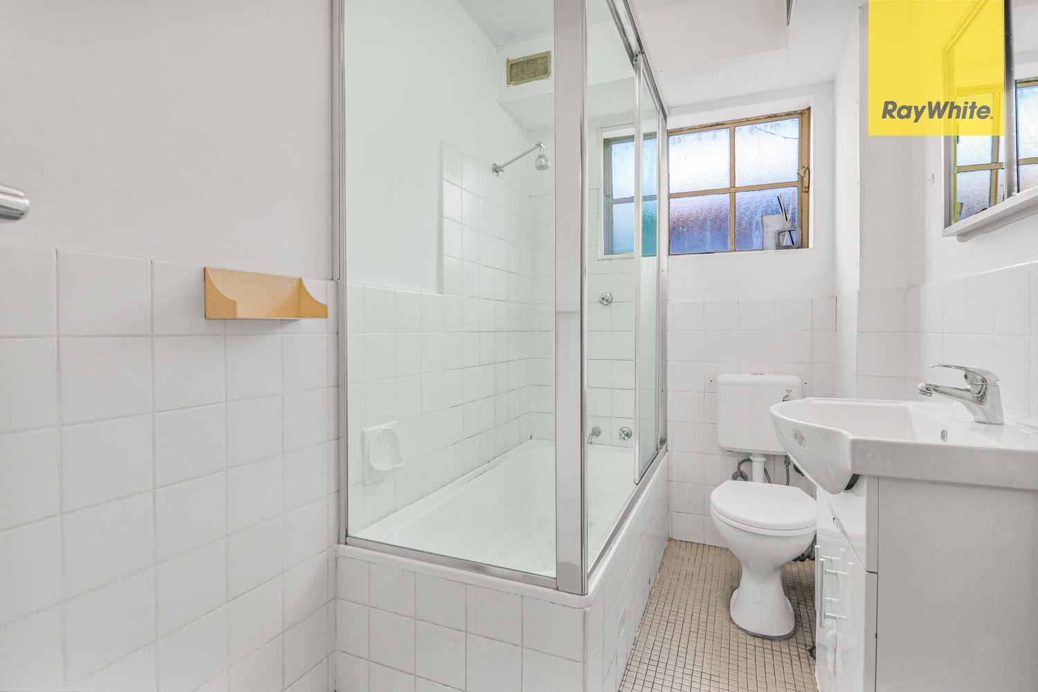 WALKING DISTANCE TO STATION