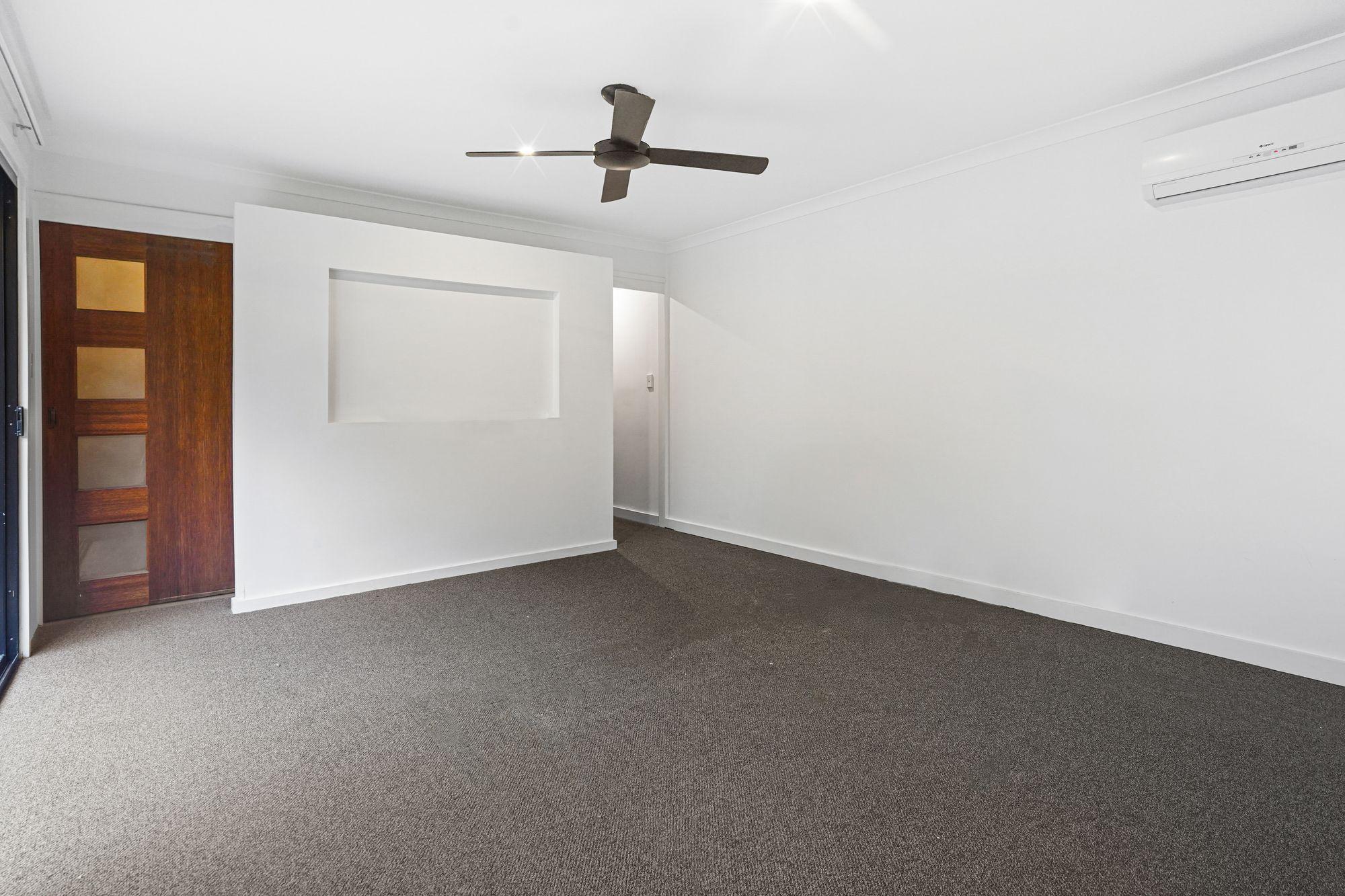 Coastal Living in the Heart of Broadbeach Waters