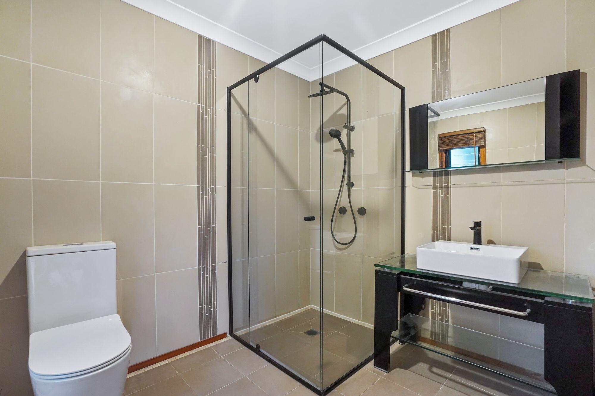 Coastal Living in the Heart of Broadbeach Waters