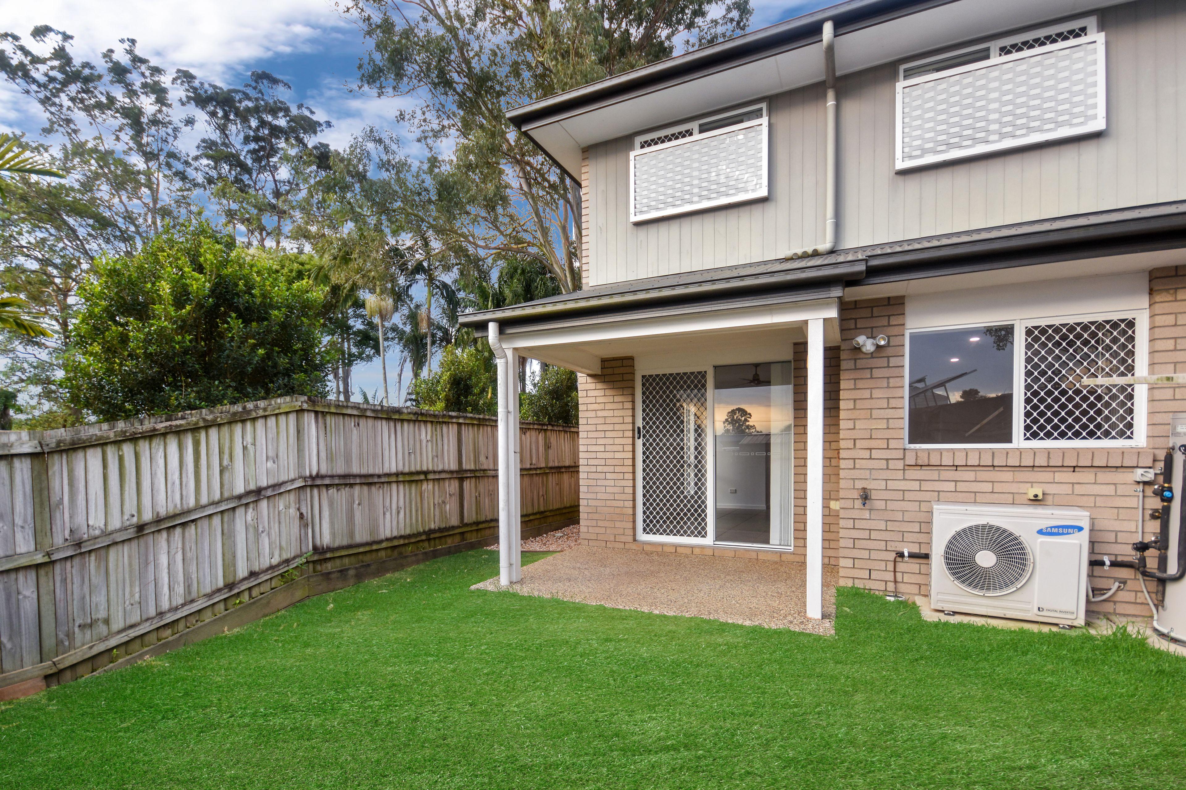 Modern townhouse in the heart of Burpengary!