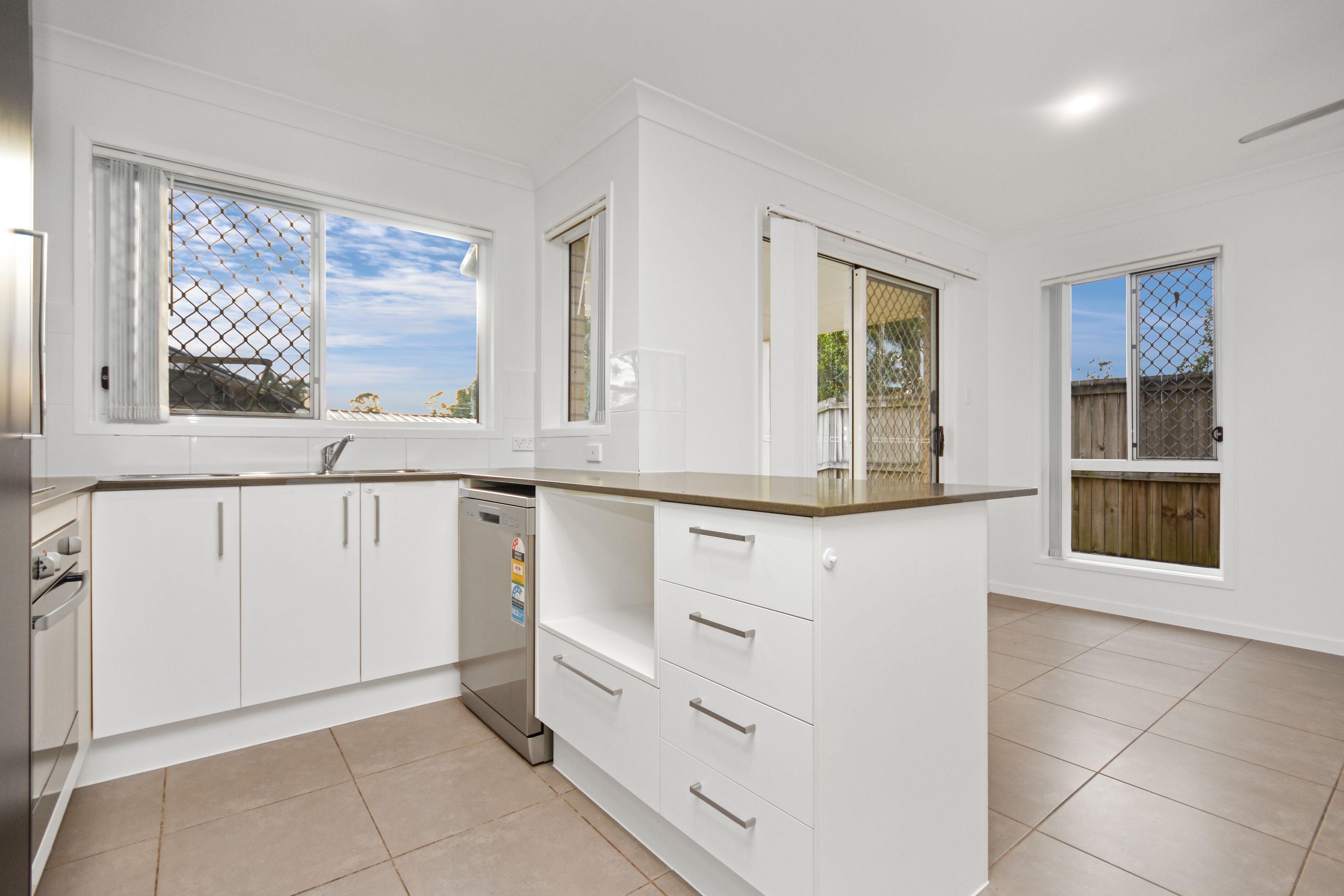 Modern townhouse in the heart of Burpengary!