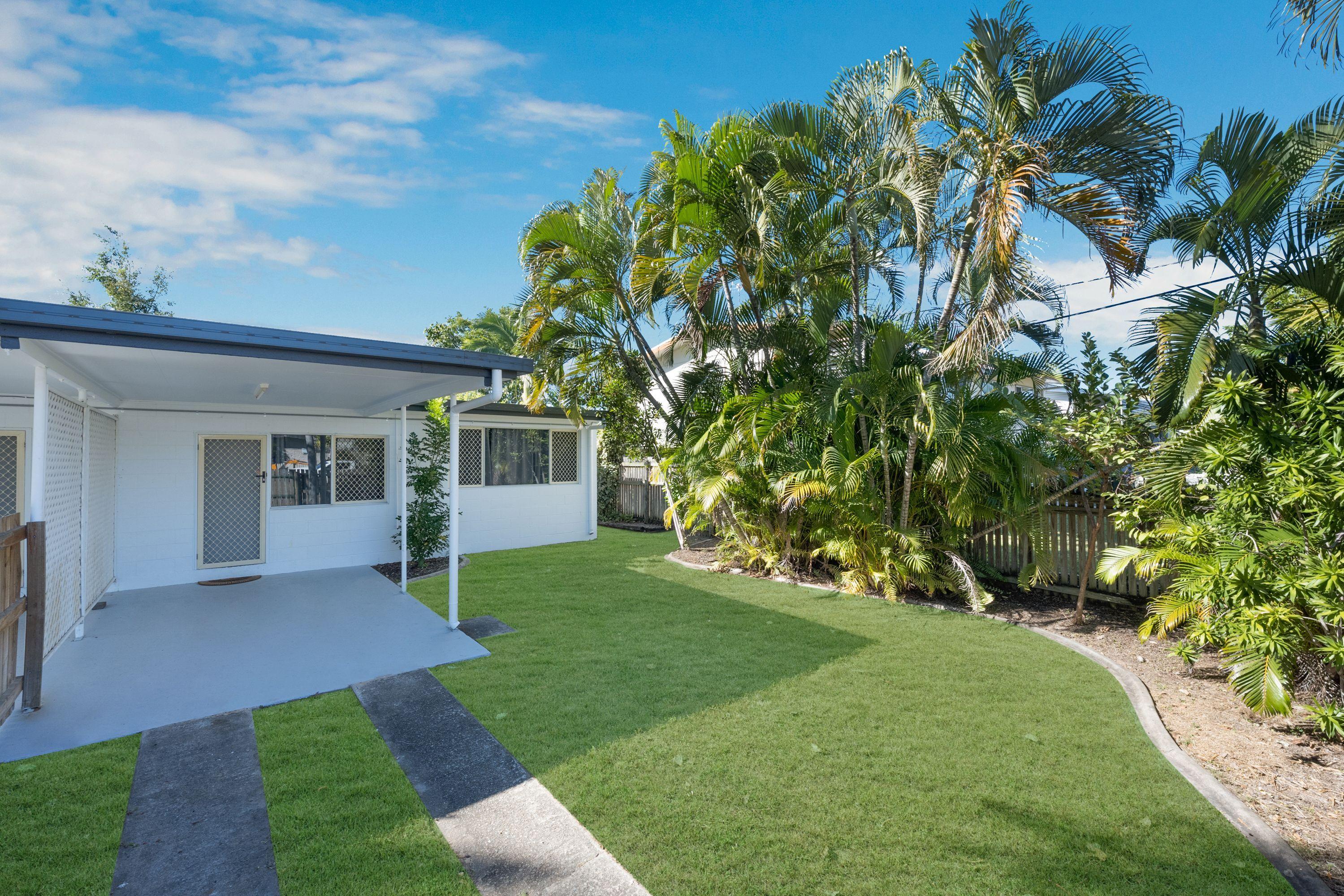Prop-GPT: DuplexSemi-detached: QLD Kirwan, QLD 4817 Home For Rent