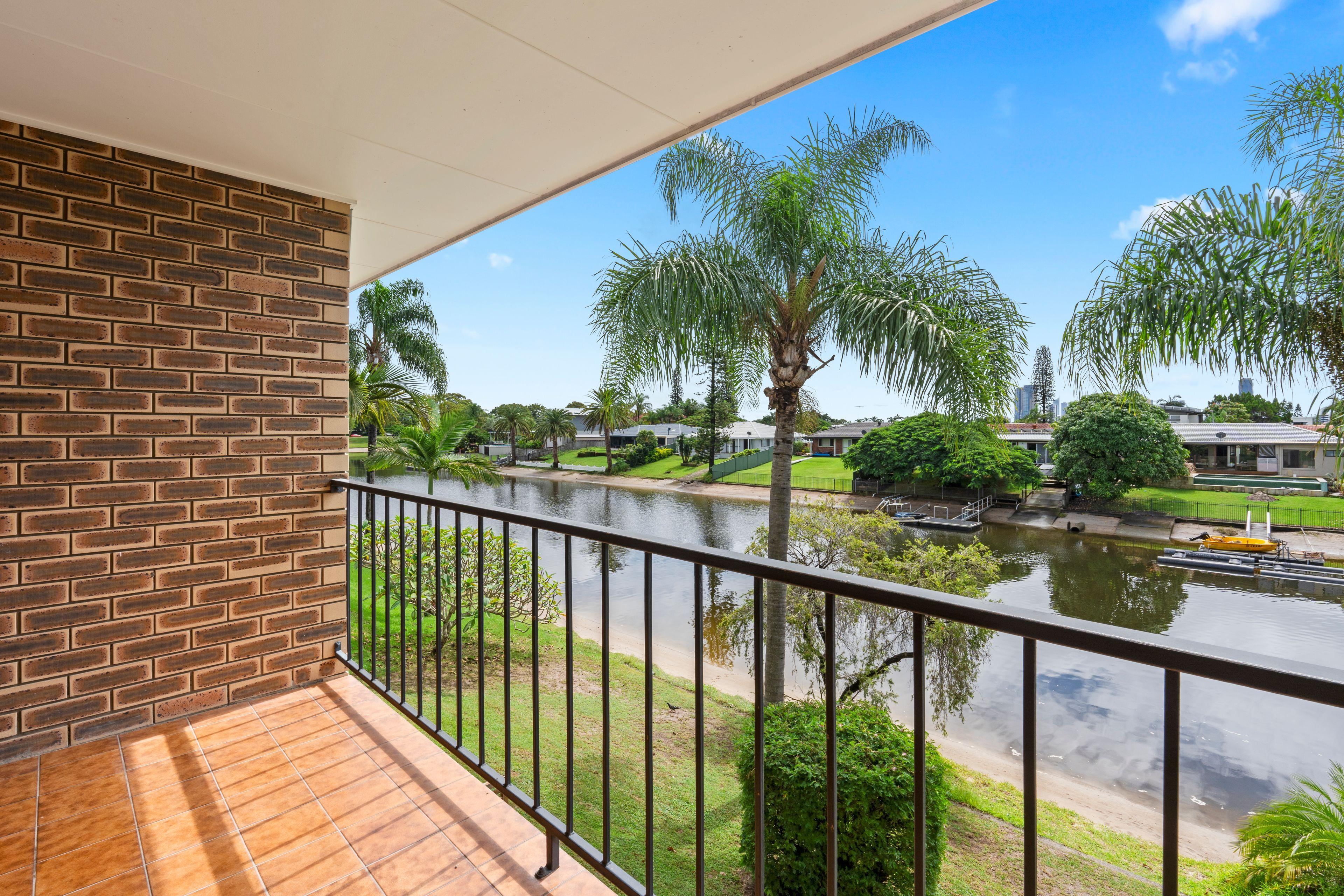 Prop-GPT: Apartment: QLD Mermaid Waters, QLD 4218 Home For Rent