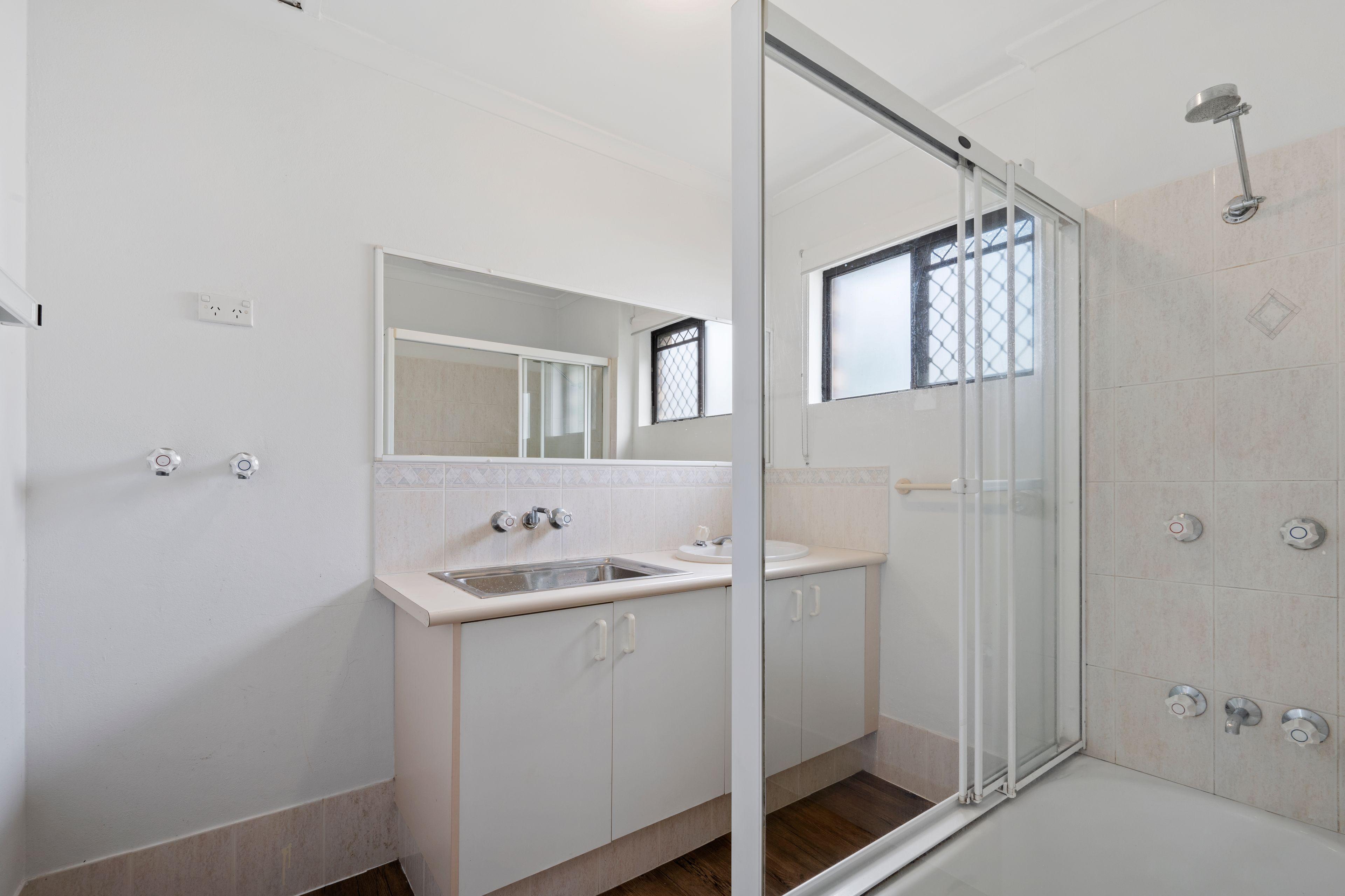 Apartment for Rent: Mermaid Waters, QLD 4218, QLD, 4218