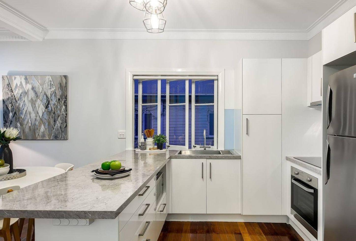 102 Albion Road, WINDSOR, QLD 4030 - House for Rent - harcourts.net