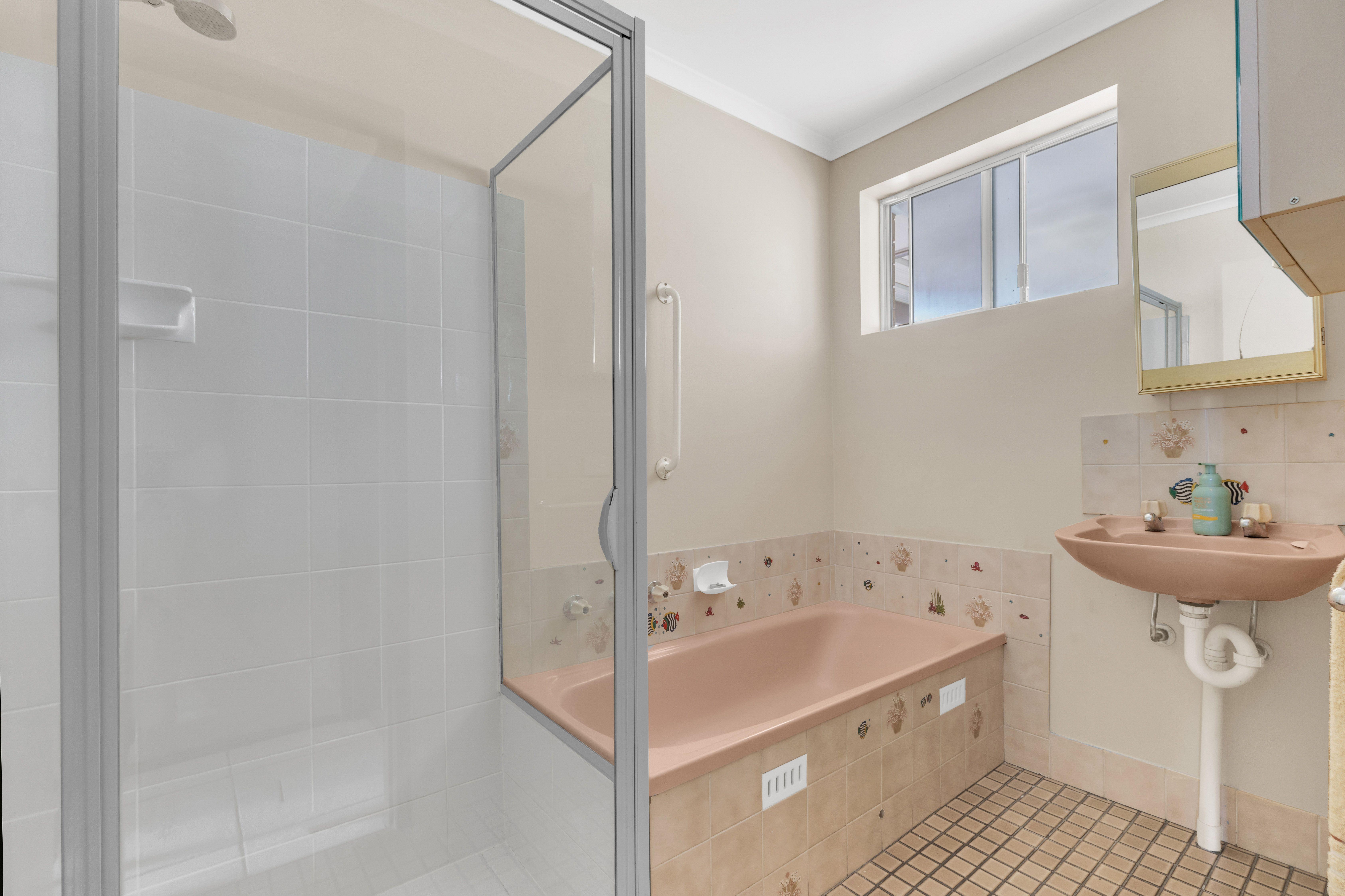 Modern Comfort Meets Family Functionality in Leafy Burton