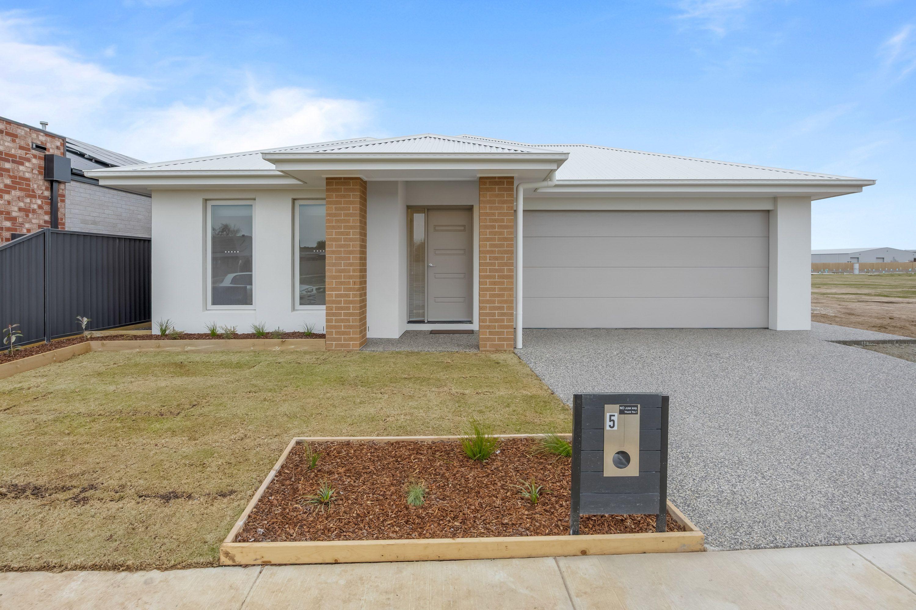 Prop-GPT: House: VIC Invermay Park, VIC 3350 Home For Rent