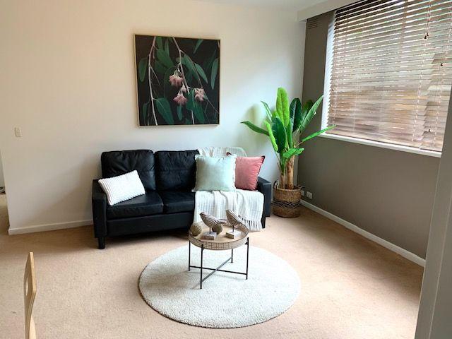 Modern one bedroom unit in a prime location