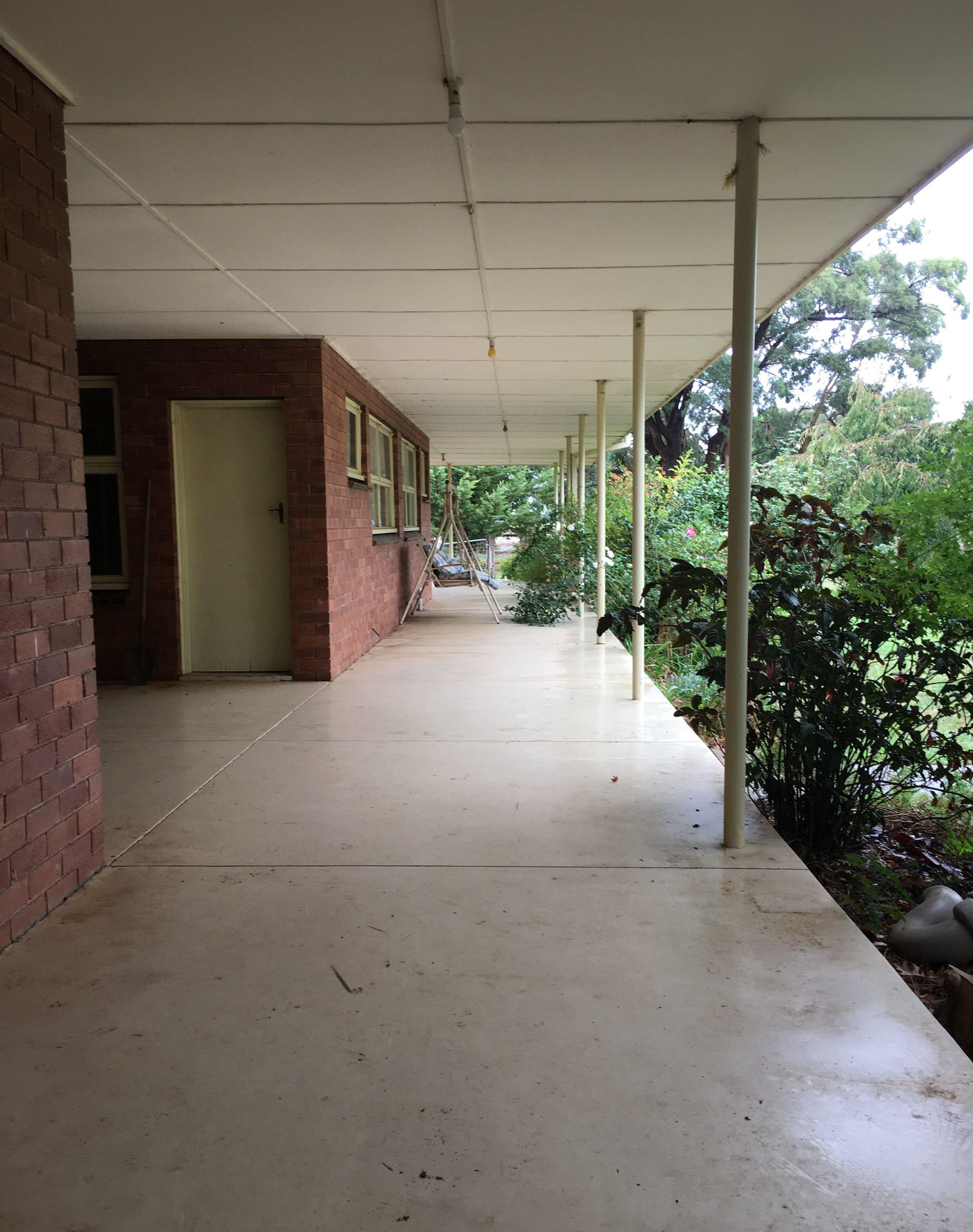Please call Ray White Nagambie to book a viewing 03 5794 2777